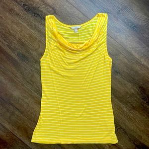 Banana Republic top 🌺3/$10 in bundle🌺